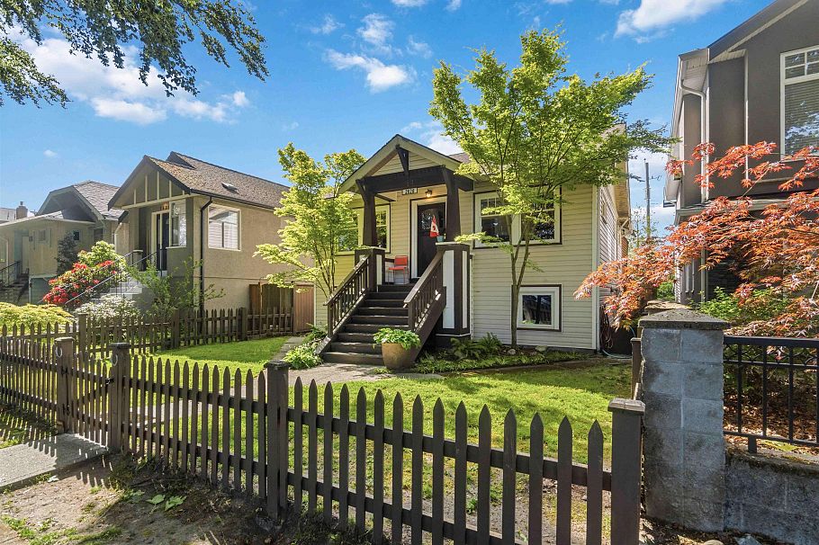 2628 William Street Vancouver, BC - 3