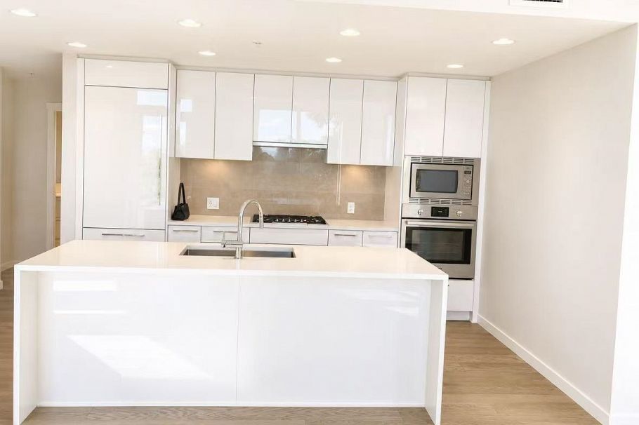 809 3533 ROSS DRIVE, Vancouver BC V6S 0L3 Vancouver, BC - 1