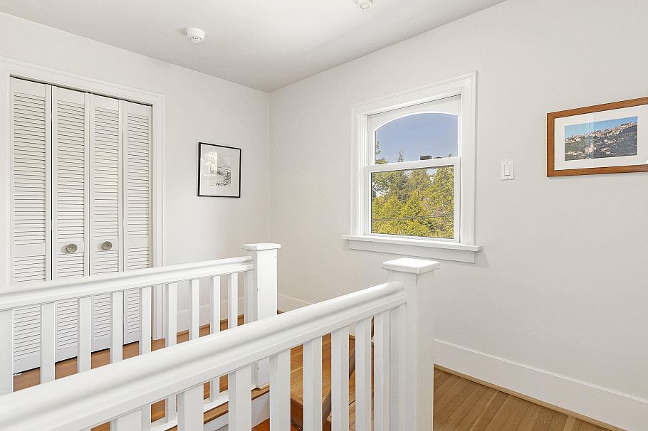 4269 W 13th Avenue Vancouver, BC - 23