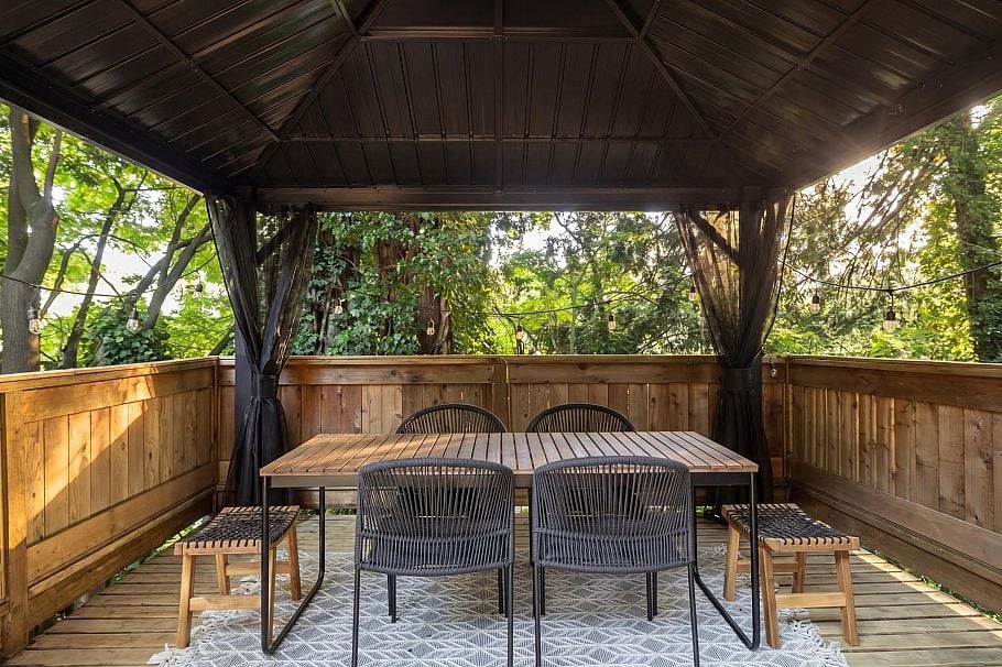 2221 Bowser Avenue North Vancouver, BC - 36