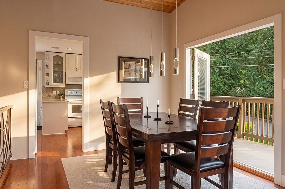 676 Wellington Drive North Vancouver, BC - 9