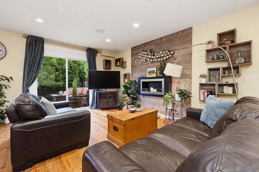 1126 Premier Street North Vancouver, BC - 4