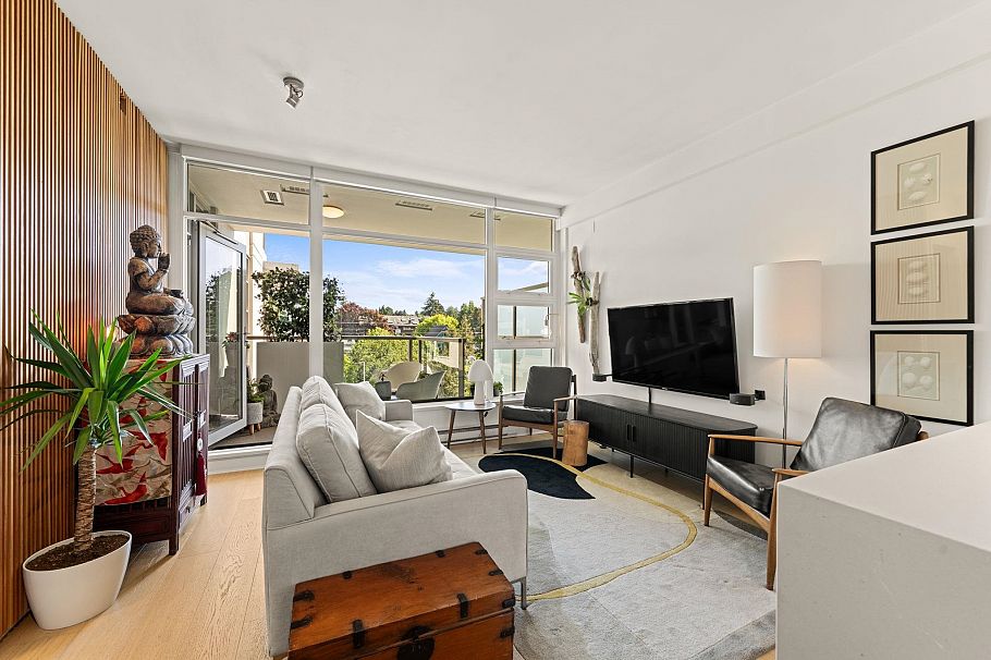 401 1808 W 1st Avenue Vancouver, BC - 1