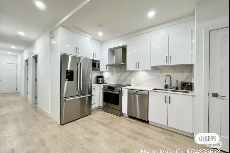 4793 SLOCAN STREET, Vancouver BC V5R 2A2 Vancouver, BC - 5
