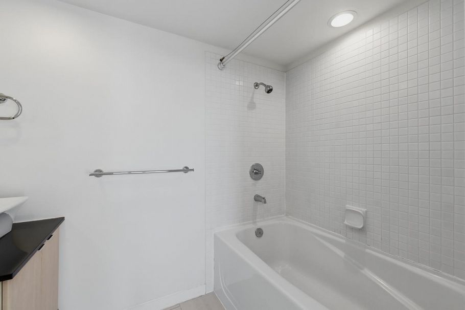 1205 989 Beatty Street Vancouver, BC - 24