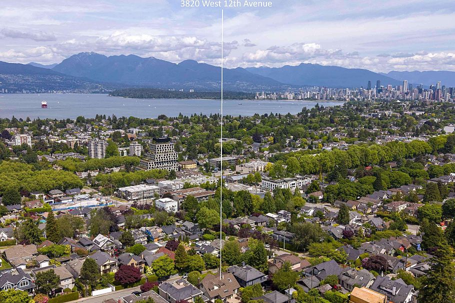3820 W 12th Avenue Vancouver, BC - 4
