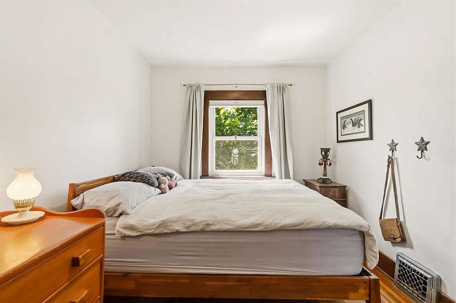 2628 William Street Vancouver, BC - 18