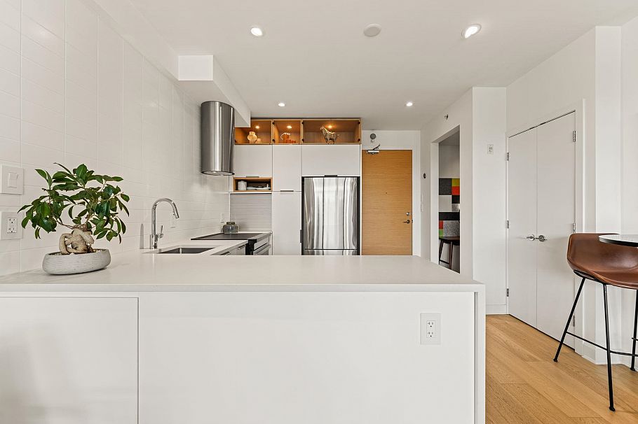 401 1808 W 1st Avenue Vancouver, BC - 5