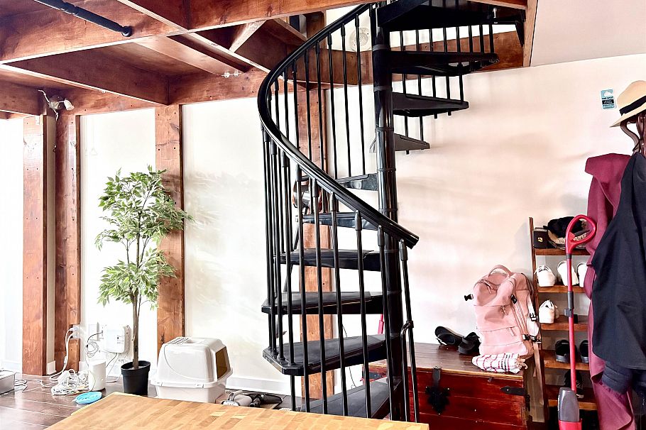 406 933 Seymour Street Vancouver, BC - 3