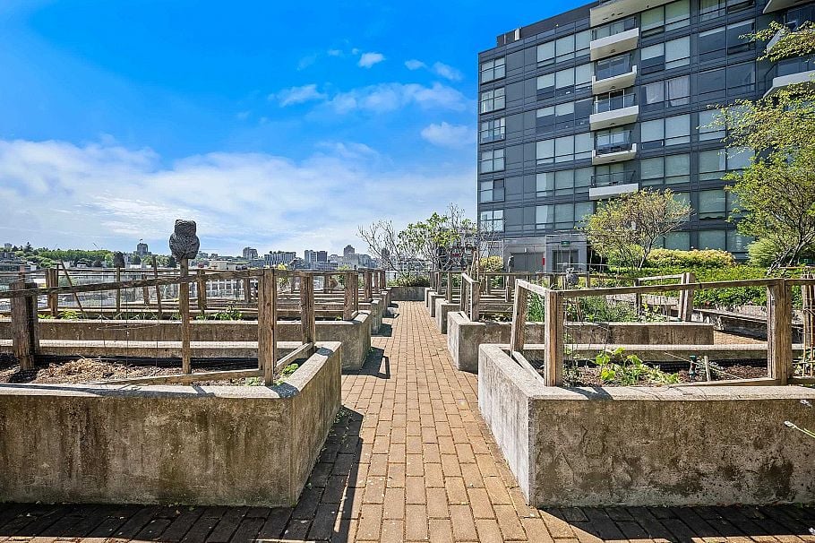 213 159 W 2nd Avenue Vancouver, BC - 28