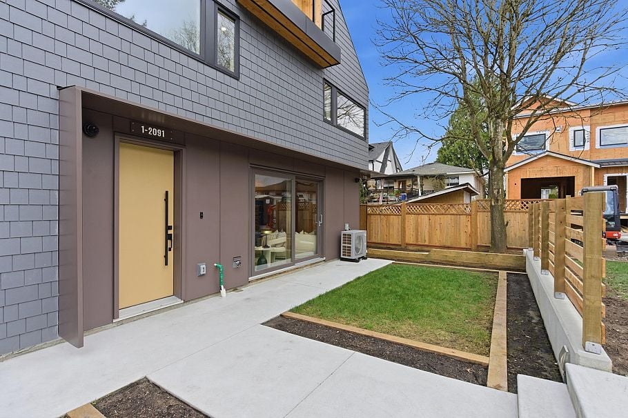 1 2091 E 20th Avenue Vancouver, BC - 2