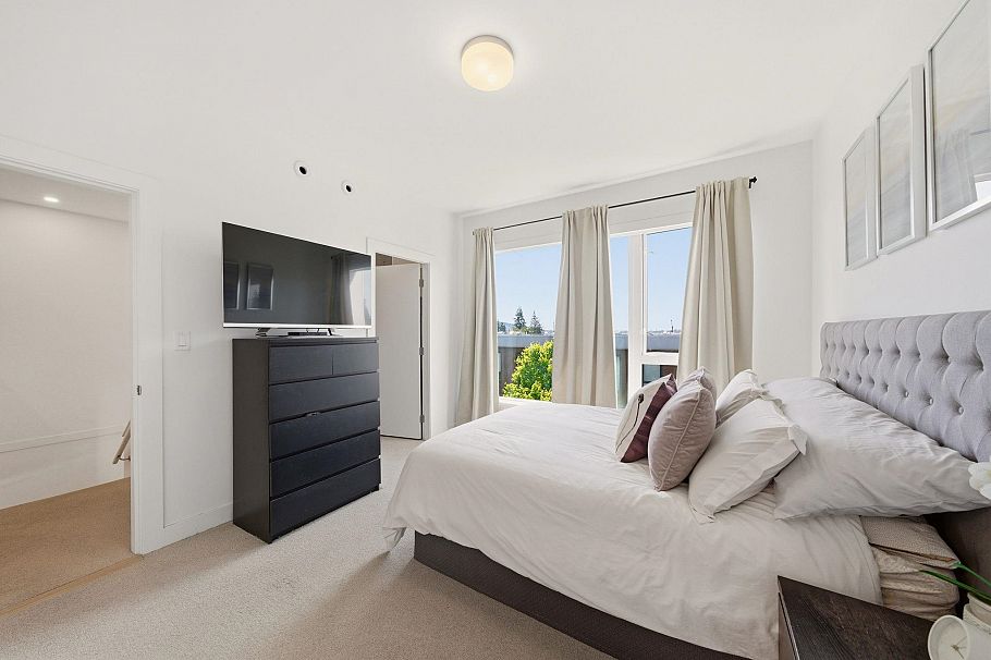 59 3597 Malsum Drive North Vancouver, BC - 24