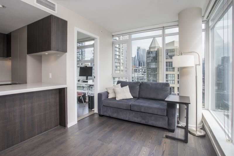 1805 1351 Continental Street Vancouver, BC - 3