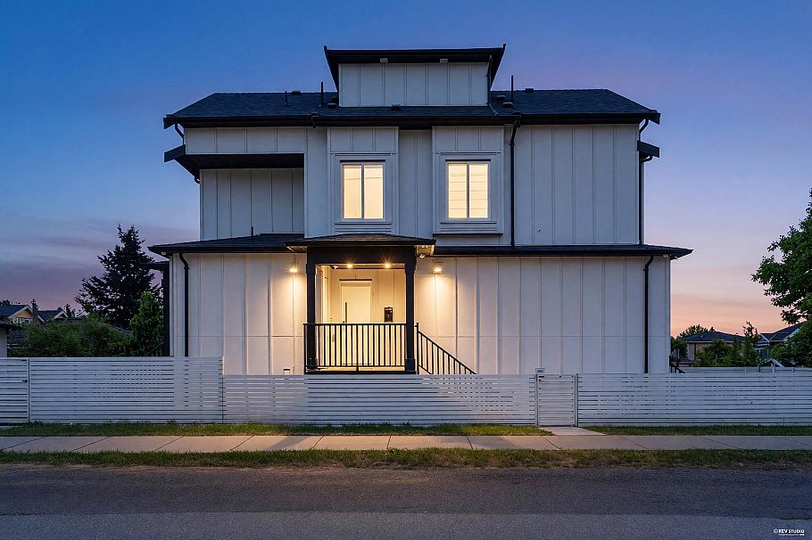 1620 E 53rd Avenue Vancouver, BC - 34