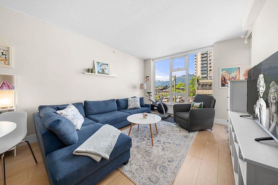 311 150 W 15 Street North Vancouver, BC - 12