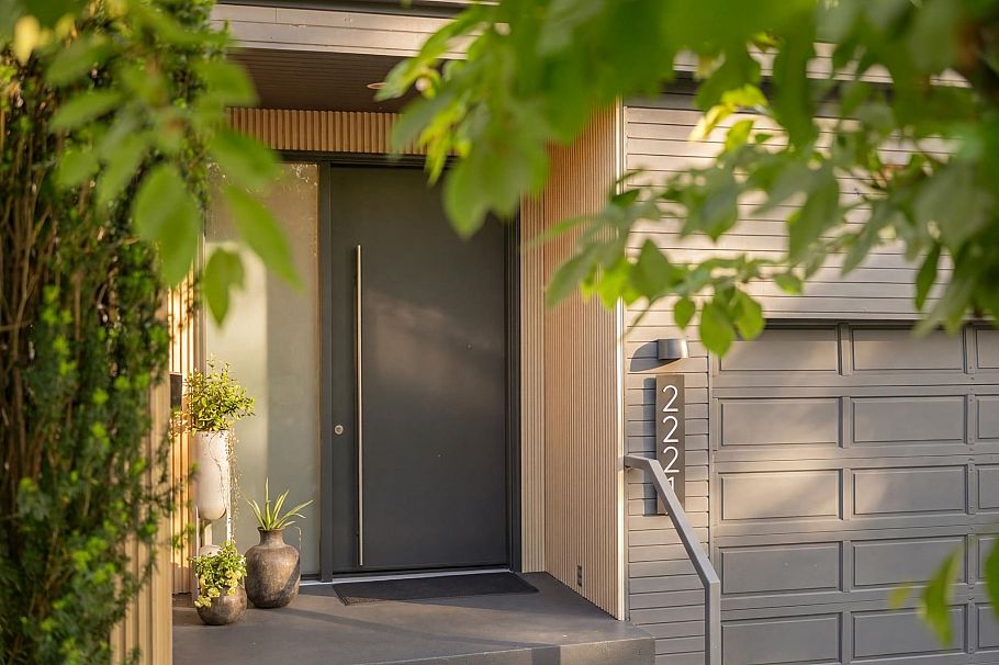 2221 Bowser Avenue North Vancouver, BC - 33