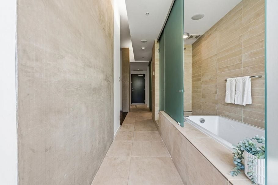 609 36 Water Street Vancouver, BC - 19
