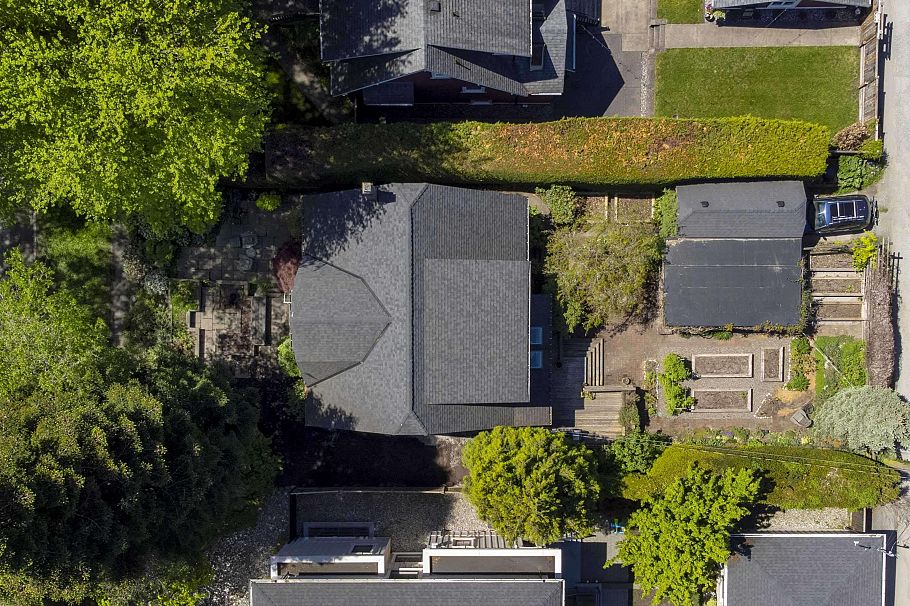 4269 W 13th Avenue Vancouver, BC - 35