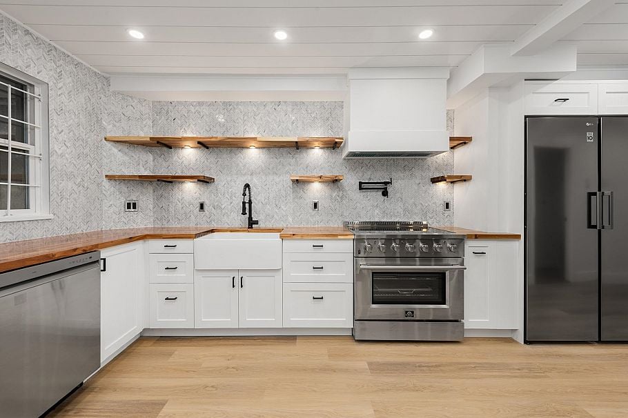 318 2238 Kingsway Vancouver, BC - 1
