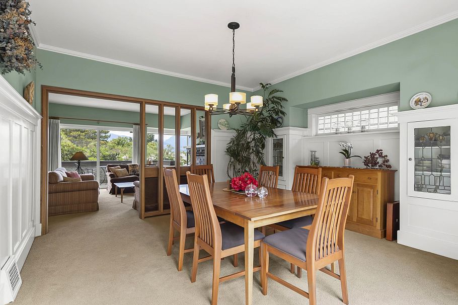 3820 W 12th Avenue Vancouver, BC - 18