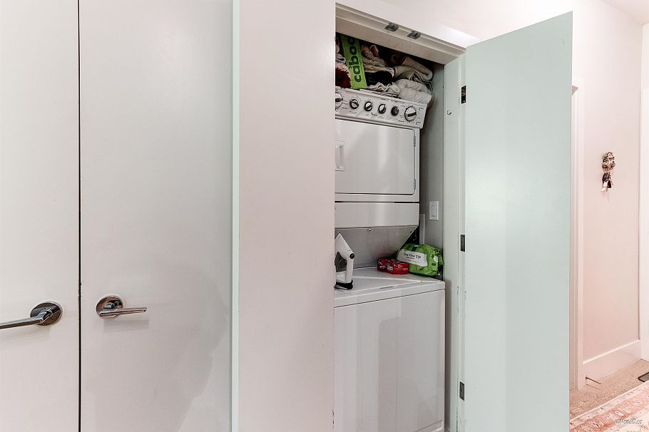 316 3606 Aldercrest Drive North Vancouver, BC - 12