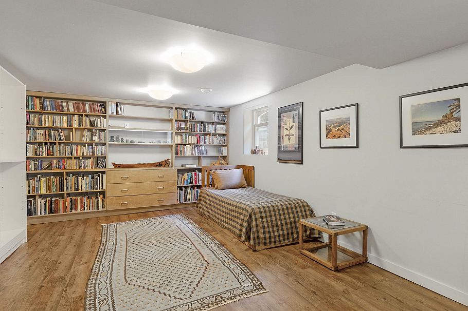 4269 W 13th Avenue Vancouver, BC - 27