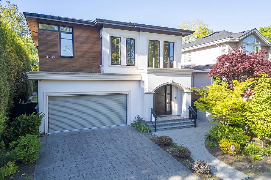 3439 W 40th Avenue Vancouver, BC - 3