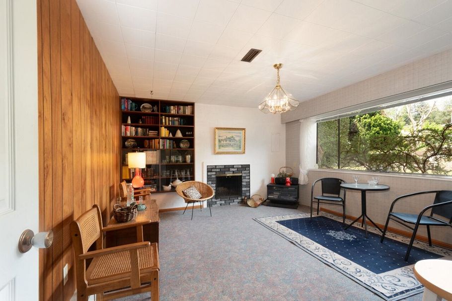 4057 Violet Street North Vancouver, BC - 27