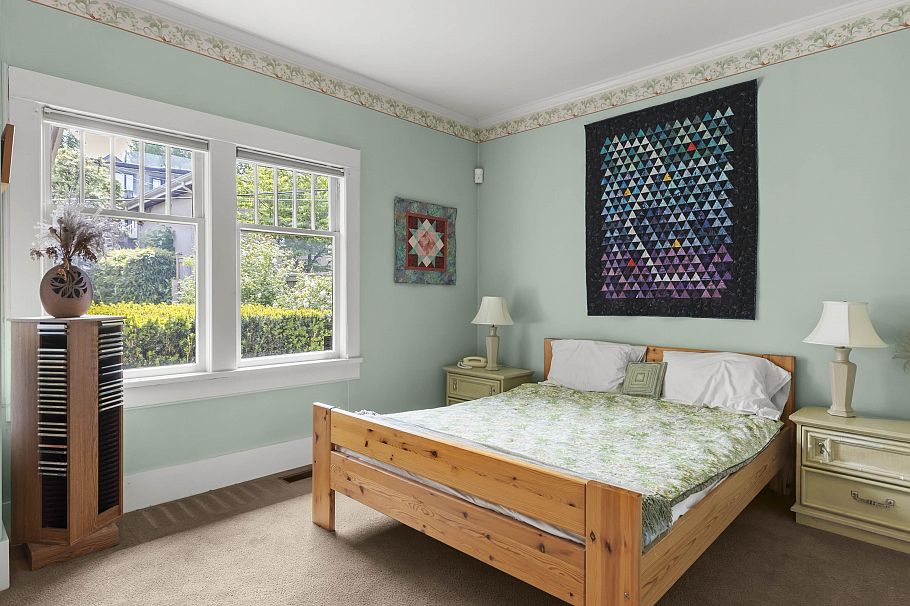 3820 W 12th Avenue Vancouver, BC - 26