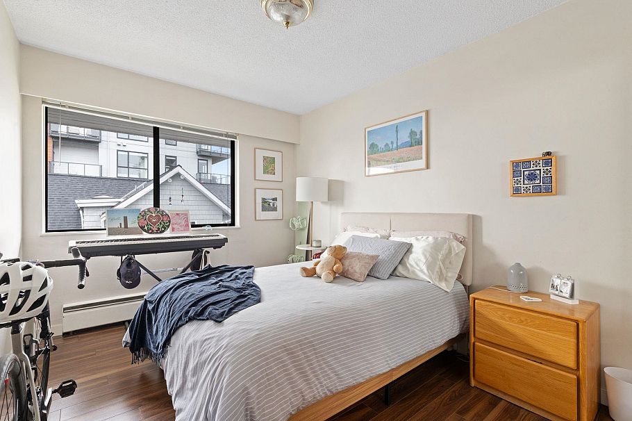 305 175 E 4th Street North Vancouver, BC - 9