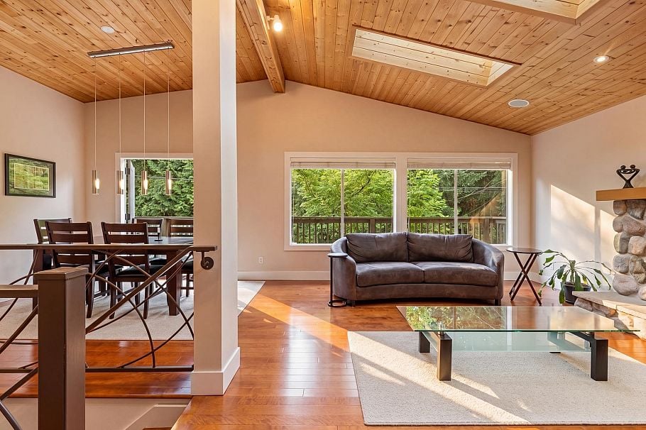 676 Wellington Drive North Vancouver, BC - 7