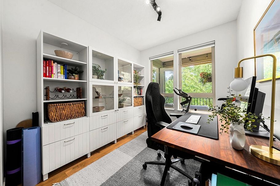 412 2601 Whiteley Court North Vancouver, BC - 26