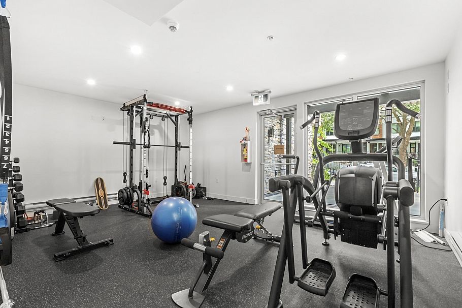 102 2688 Duke Street Vancouver, BC - 17