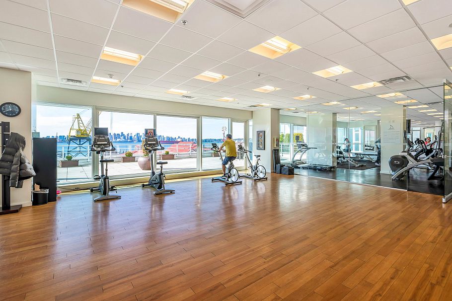 103 185 Victory Ship Way North Vancouver, BC - 16