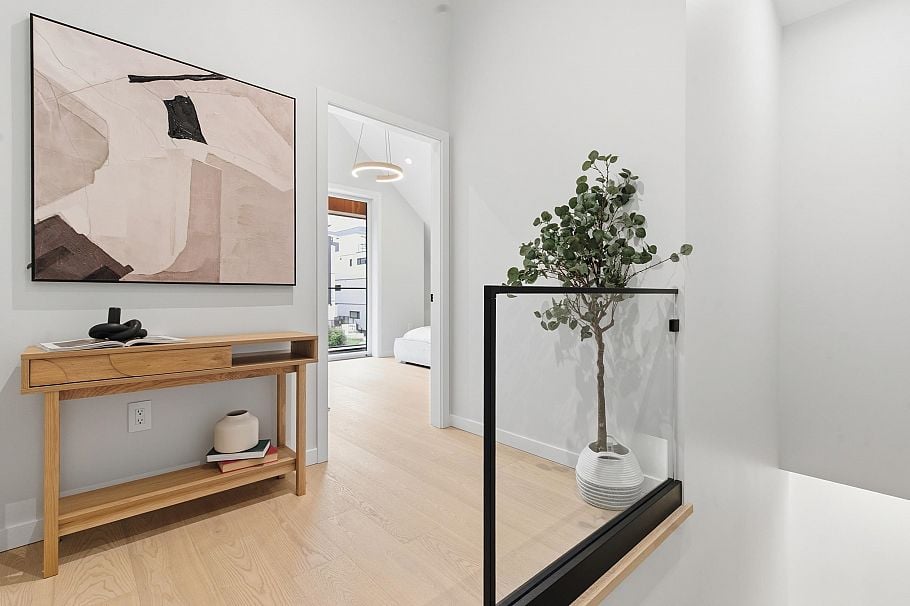 1 2091 E 20th Avenue Vancouver, BC - 21