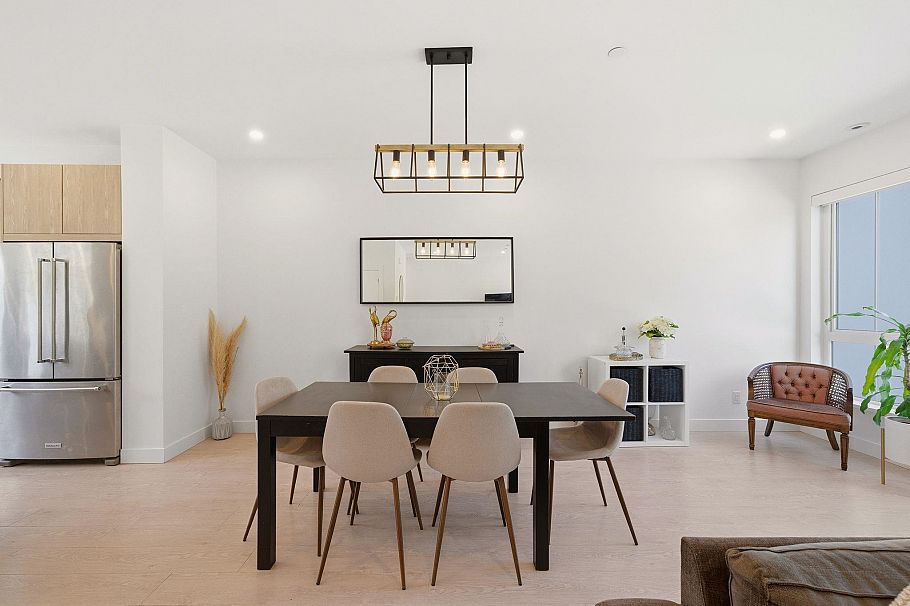 59 3597 Malsum Drive North Vancouver, BC - 13