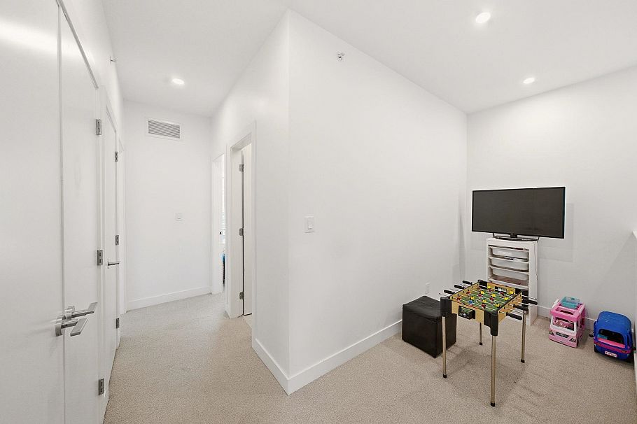 59 3597 Malsum Drive North Vancouver, BC - 21