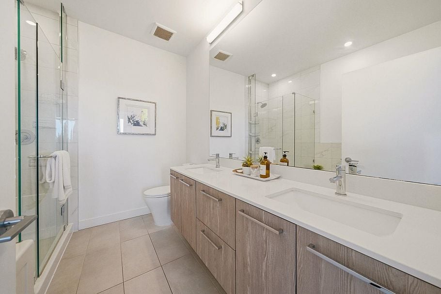 59 3597 Malsum Drive North Vancouver, BC - 25