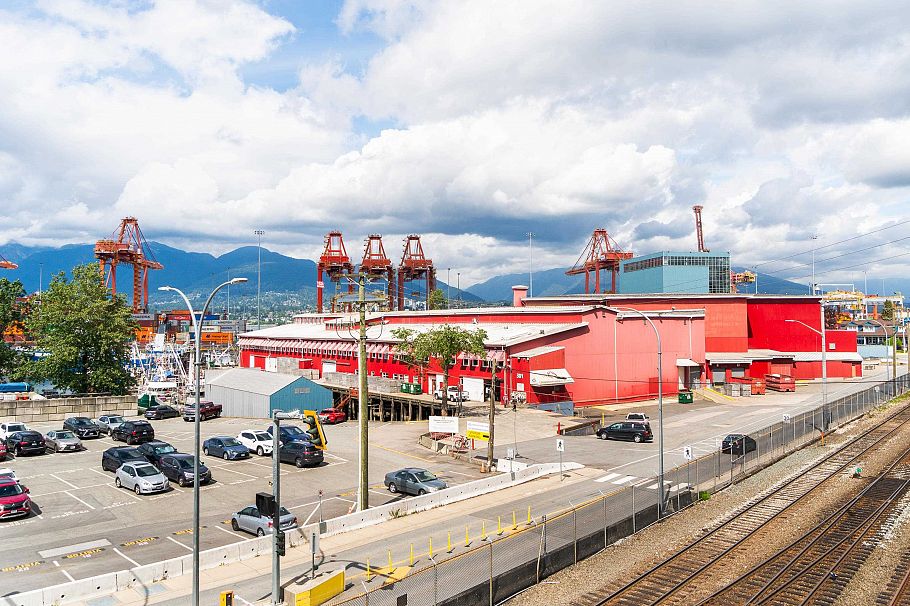 214 289 Alexander Street Vancouver, BC - 9