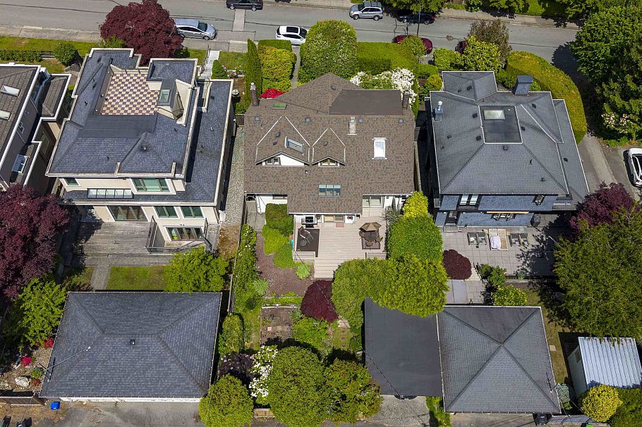 3820 W 12th Avenue Vancouver, BC - 36