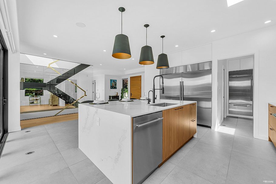 4275 Chelsea Crescent North Vancouver, BC - 14