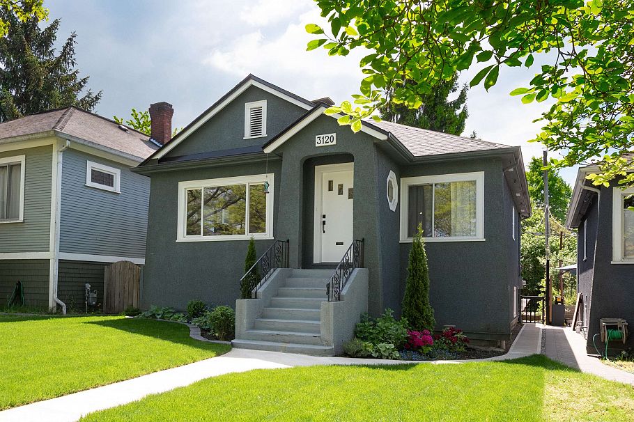 3120 Turner Street Vancouver, BC - 1