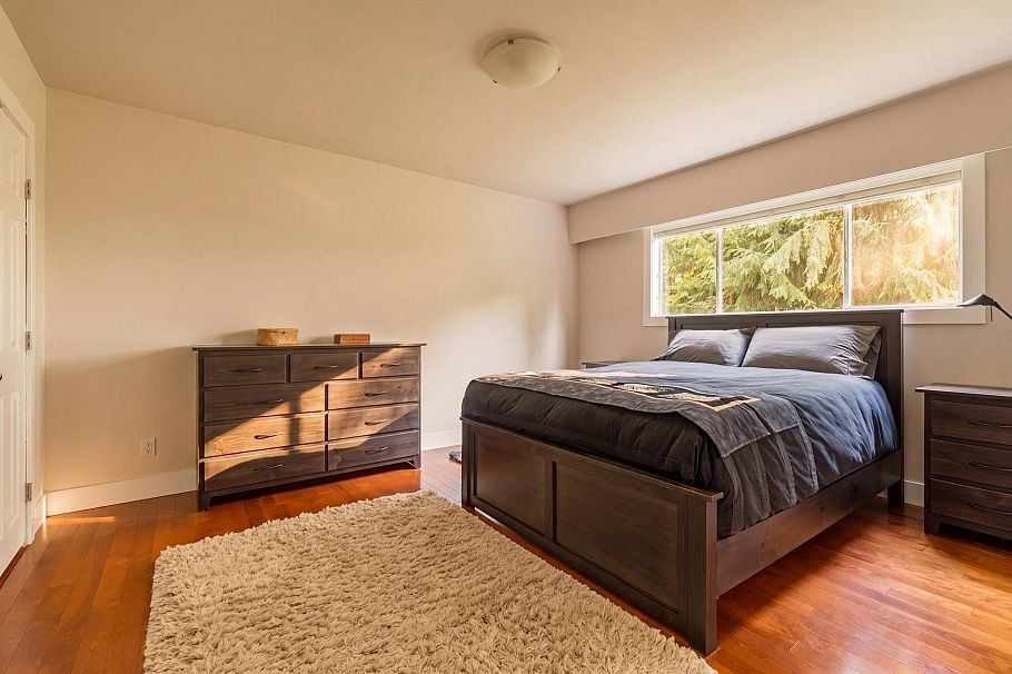 676 Wellington Drive North Vancouver, BC - 17