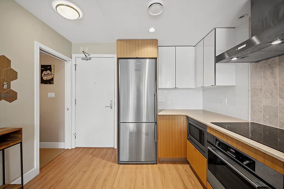 213 159 W 2nd Avenue Vancouver, BC - 13