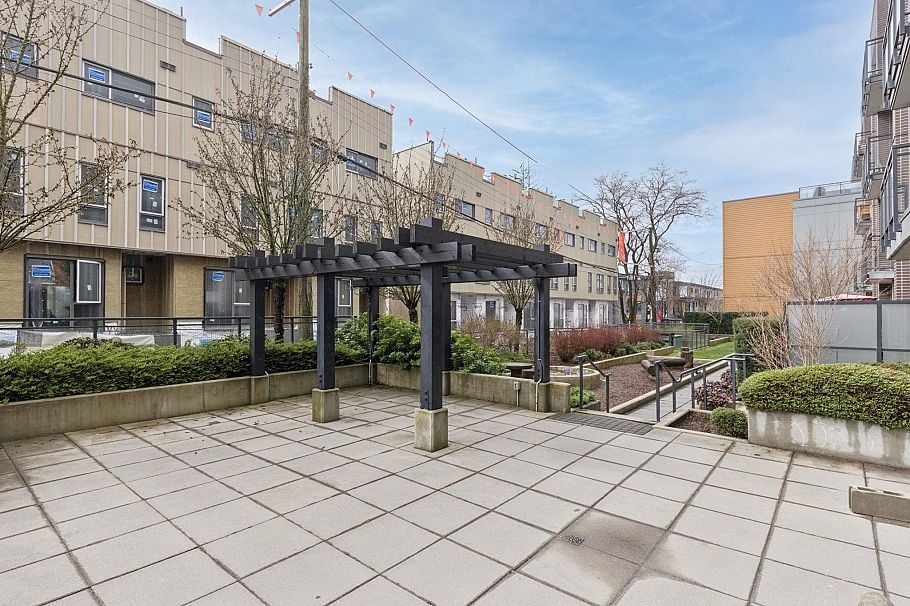 211 625 E 3rd Street North Vancouver, BC - 25