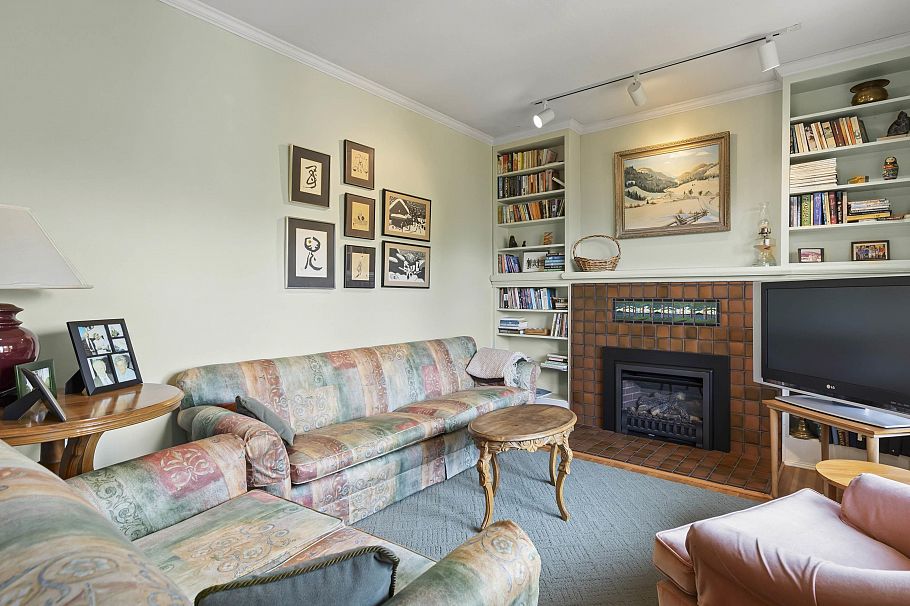 3820 W 12th Avenue Vancouver, BC - 24