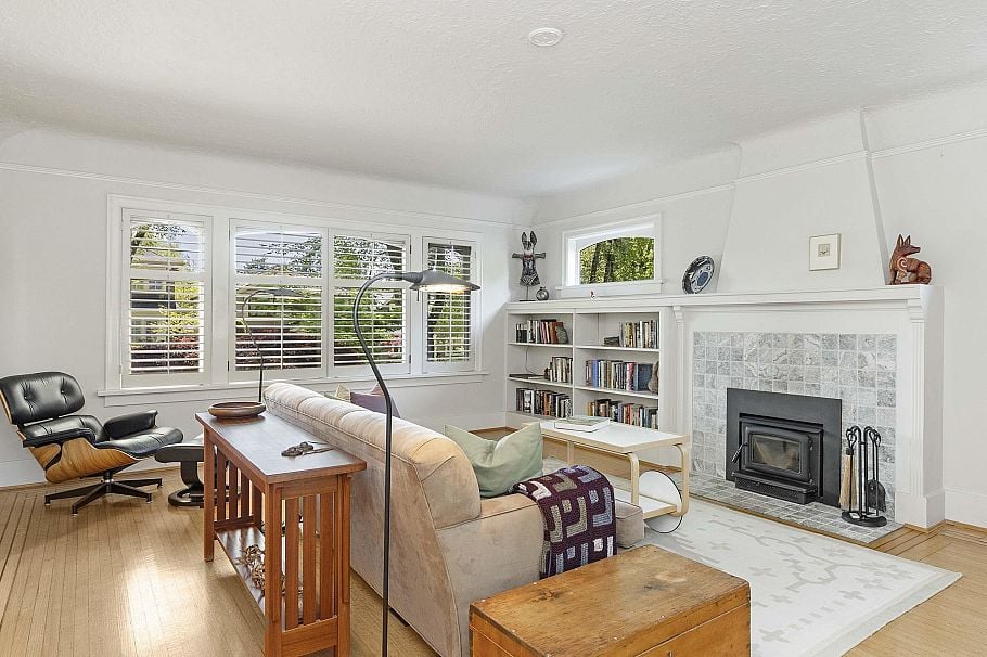 4269 W 13th Avenue Vancouver, BC - 13