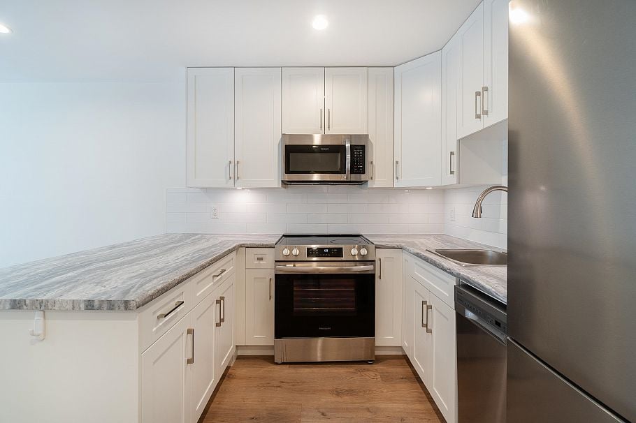 206 2025 W 2nd Avenue Vancouver, BC - 10