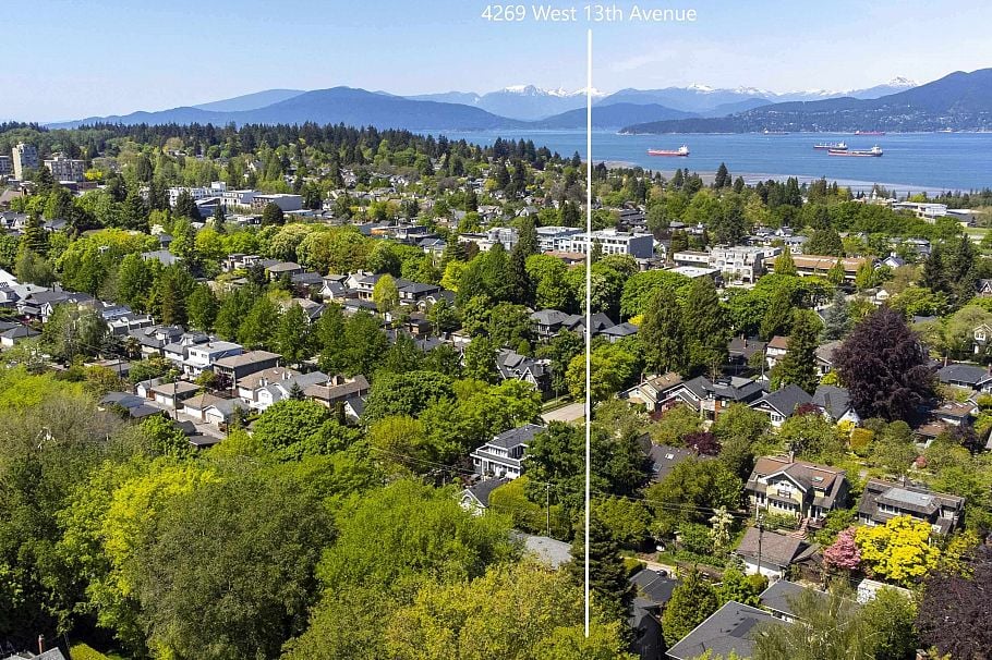 4269 W 13th Avenue Vancouver, BC - 38