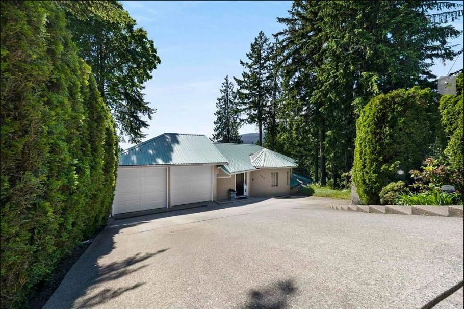 463 Ventura Crescent North Vancouver, BC - 3